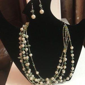 Necklace and earring set